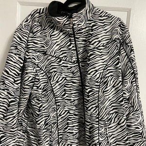 Plus size Ac-tiv-ology workout zipper jacket in zebra print - size 2XL
